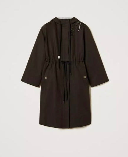 PARKA CON CAPPUCCIO E RICAMO