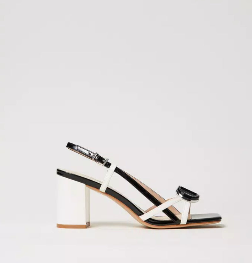 SANDALI IN VERNICE MULTICOLOR